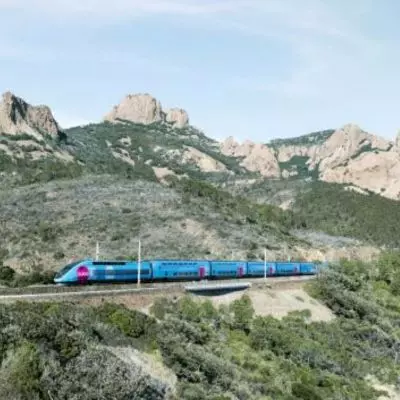 Train Ouigo sur la ligne Paris - Perpignan
