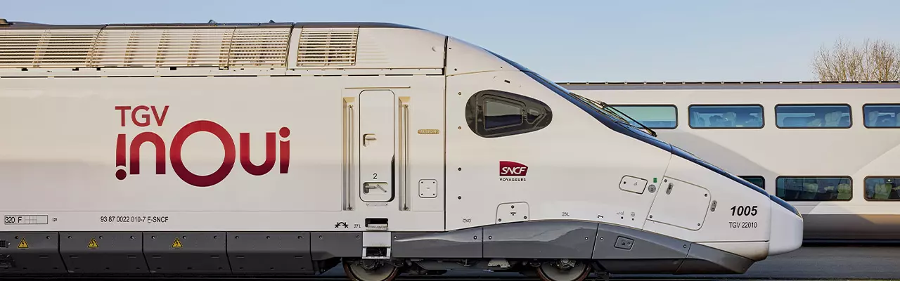 5è génération de TGV INOUI vu de l'extérieur de profil