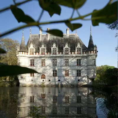 © Éric Sander Centre des monuments nationaux I Château d'Azay-le-Rideau, façade ouest
