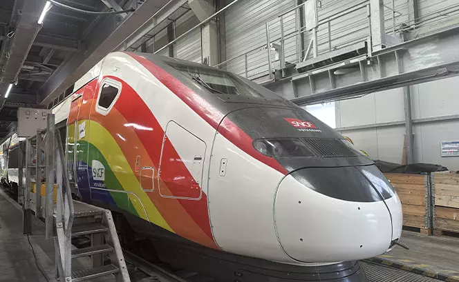 SNCF Voyageurs aux couleurs des Fiertés avec TGV INOUI