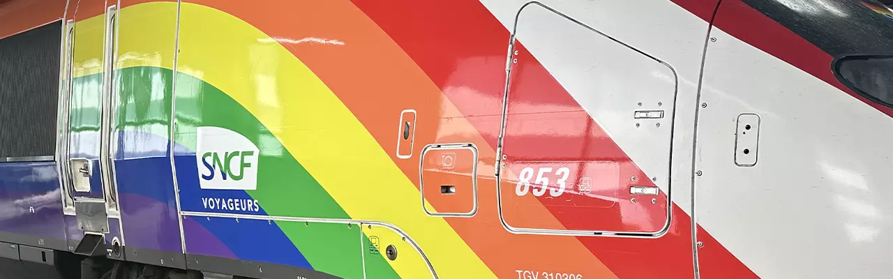 SNCF Voyageurs aux couleurs des Fiertés avec TGV INOUI